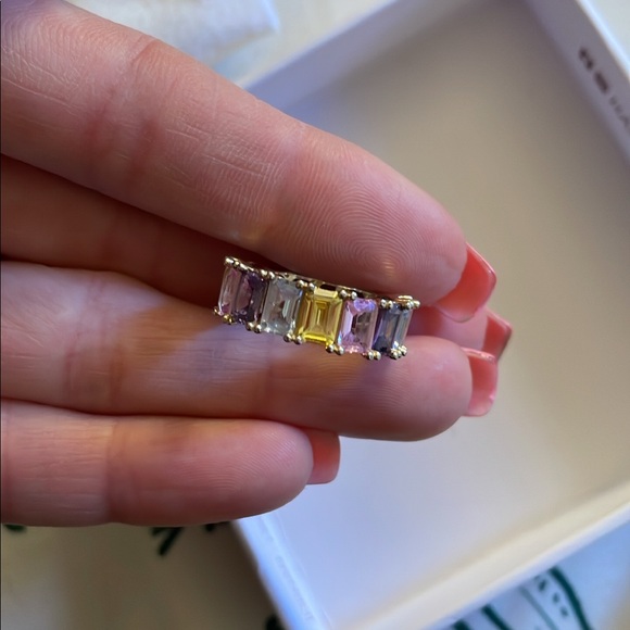 Rainbow ring  🌈 - Picture 3 of 4